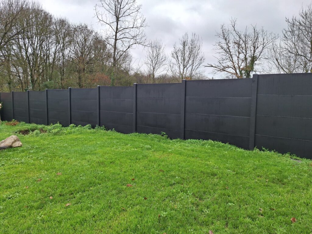 Installation de Clôtures Professionnelles – Travaux de Terrassement et Nivellement